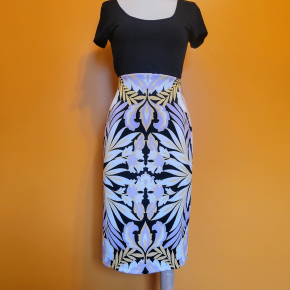 New York & Company Dresses & Skirts - New York & Company Floral Leaf Motif Stretch Pencil Skirt Black